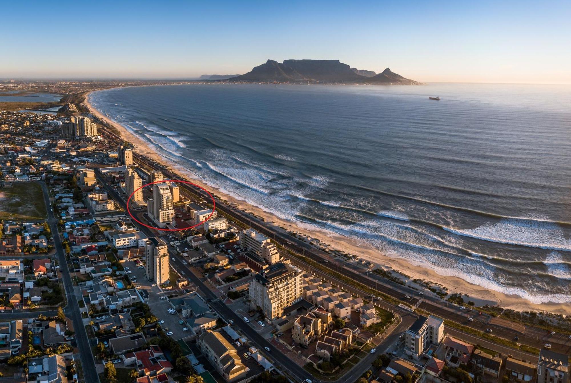 The Waves Blouberg Beach Apartments Bloubergstrand Eksteriør bilde